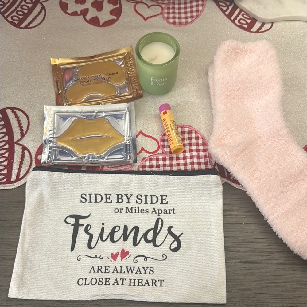 Friends Gift Set with Pink Socks and Lip Balm